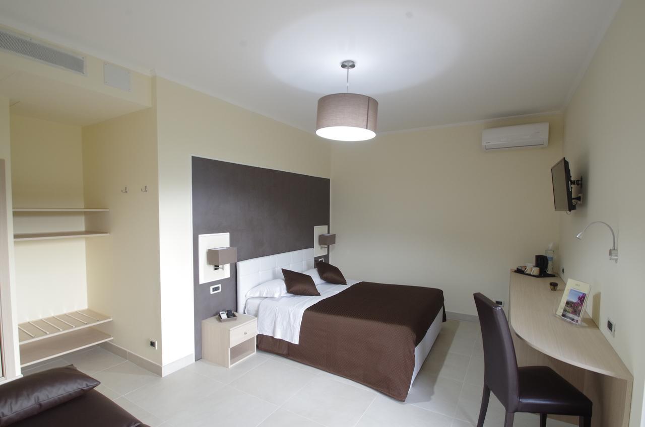 Valentina Bed & Breakfast 3*