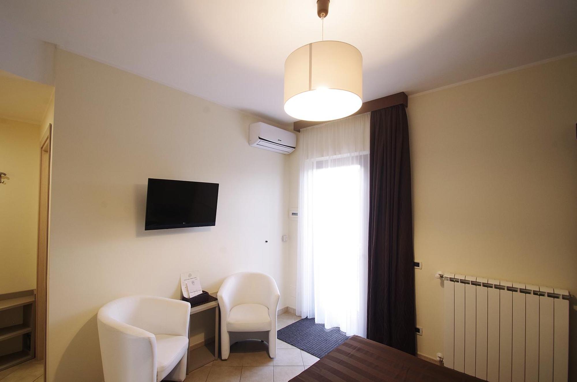 Bed and breakfast Valentina 3*